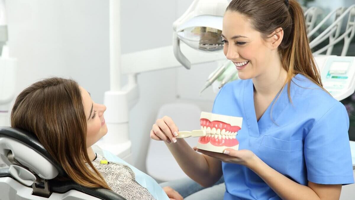 Benefits Of Opting For A Cosmetic Dentist